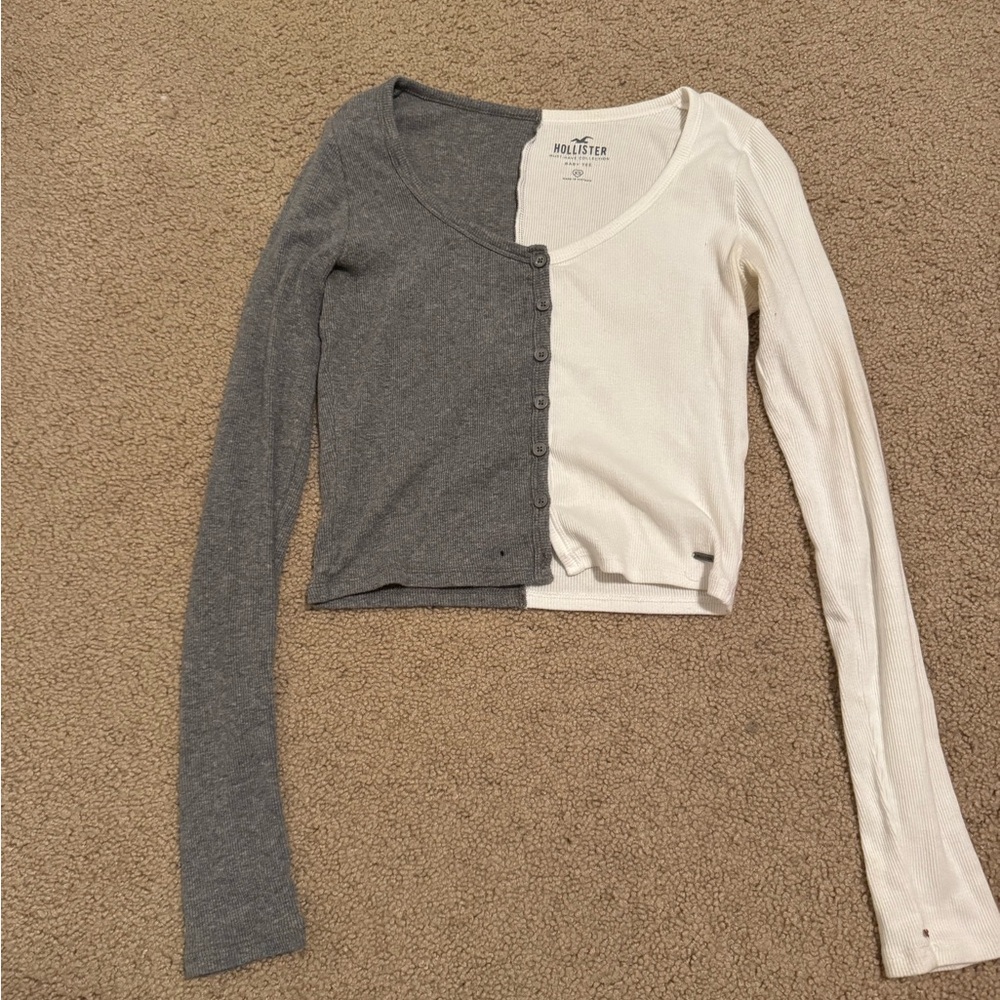 Hollister Gray and White Button-Up Long Sleeve